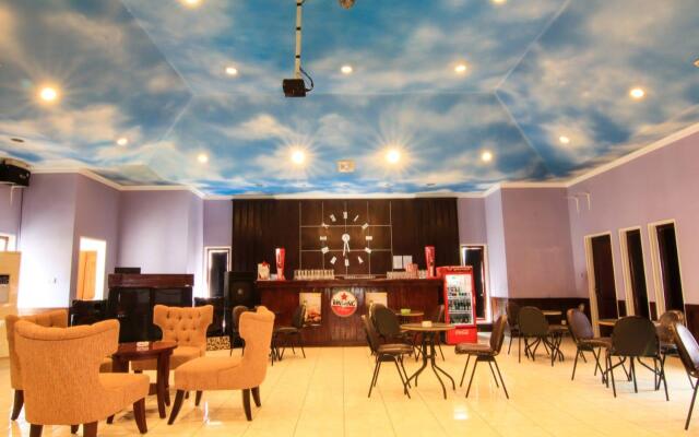 Signature Hotel Cipanas