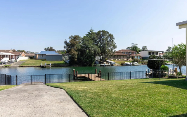 Seabreeze on Ibis – Outside – Sussex Inlet
