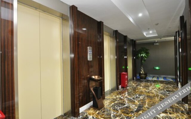 Yun Shang Si Ji Hotel (Runcheng Store, wanda plaza, Kunming)