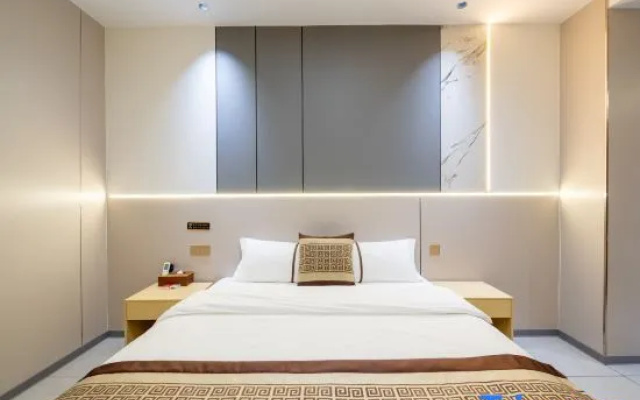 Aisha Homestay (Zhumadian Tianzhong Global Harbor West High-speed Railway Station) – Guest Rooms – Zhumadian