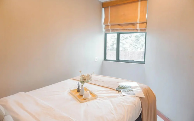 Spacious And Luxury 3Br At Sudirman Tower Condominium Apartment
