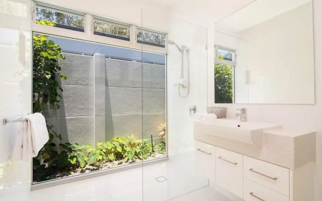 Iluka Beach Villa