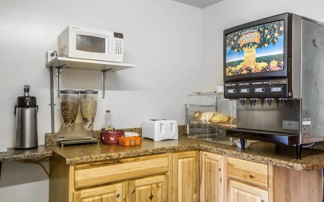 Rodeway Inn Lincoln I-93