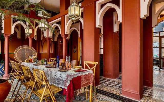 La Ray Weiman Shisan Hotel