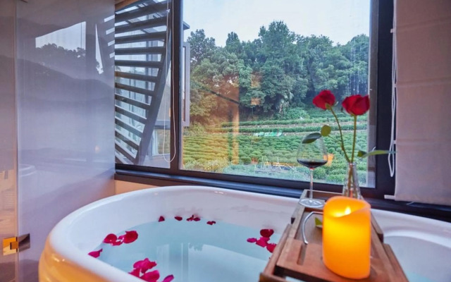 Wuhua Xingxiang Shanfang Hotel