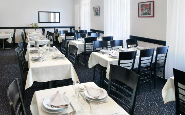 Hotel Montfort
