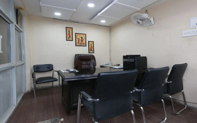 Hotel Neelkanth by OYO Rooms