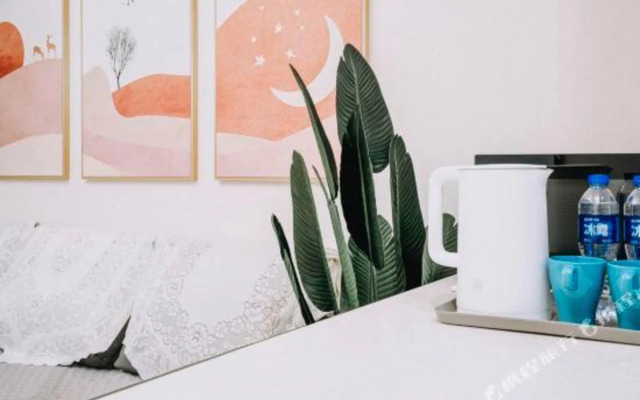 Zirui Residence Deluxe Aparthotel