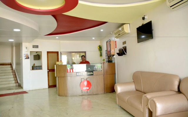 OYO 8244 Hotel Alpine Inn