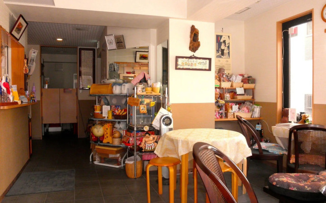 Family Inn Saiko
