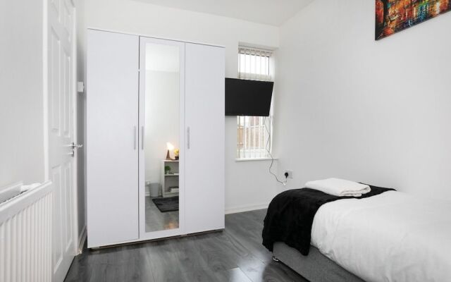 Nottingham Top Serviced Home