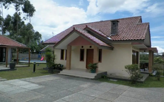 Villa Mandalawangi by ZUZU