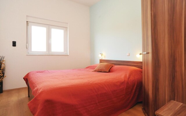 Stunning Home in Maslenica With Wifi and 3 Bedrooms