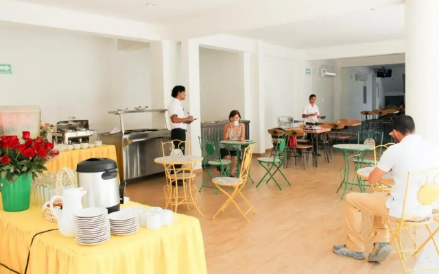 Acacia Hotel