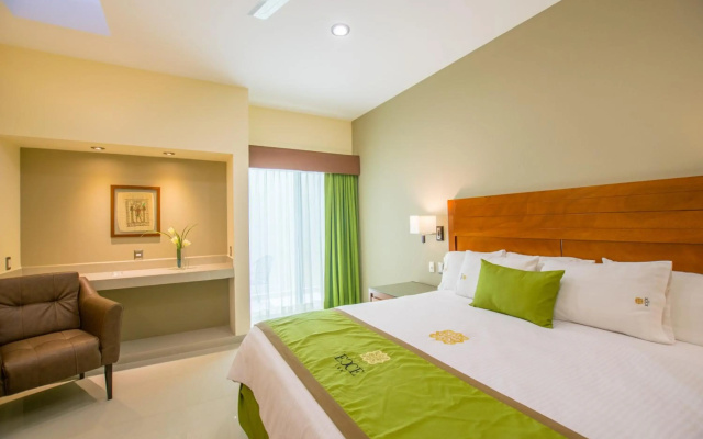 Hotel Ecce Inn & Spa