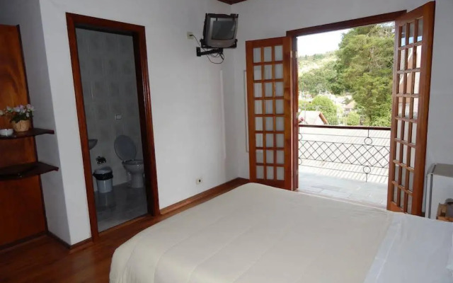 Hotel Aldeia da Serra