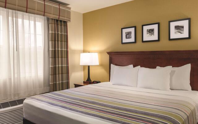 Country Inn & Suites by Radisson, Dakota Dunes, SD