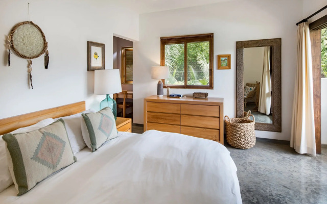 The Nomadic Hotel
