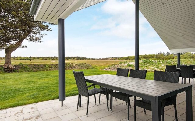 10 Person Holiday Home in Romo