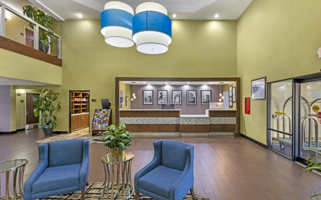 Best Western Plus McDonough Inn & Suites