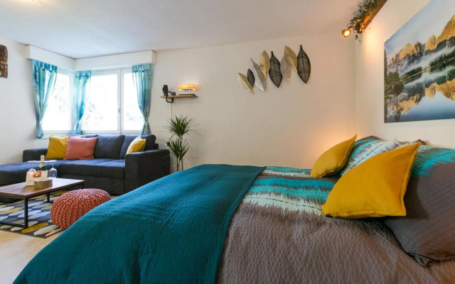 2x Studio Feeling Parkplatz Kaffee WiFi