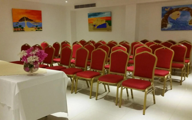 Corfu Hotel