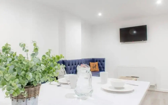 Host Apartments Fleet Nightlife III