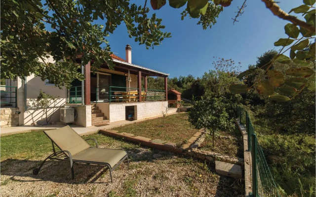 One-Bedroom Holiday Home in Drvenik Veli