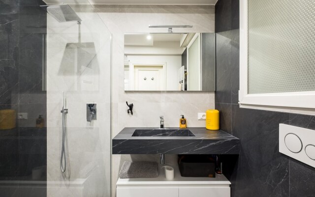 Sotto i Portici di Via Pietralata by Wonderful Italy