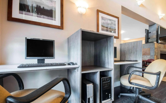 Comfort Inn & Suites