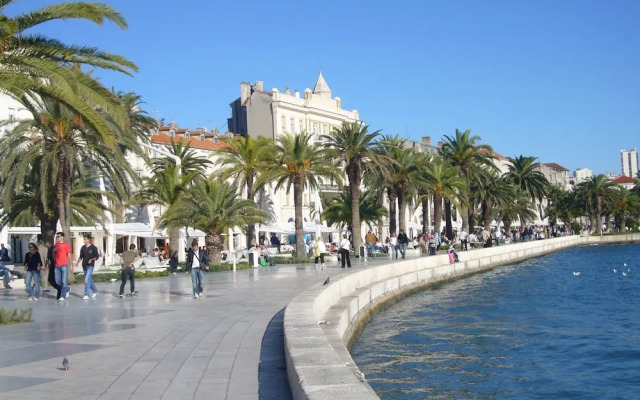 Impeccable 1-bed Apartment in Center of Split