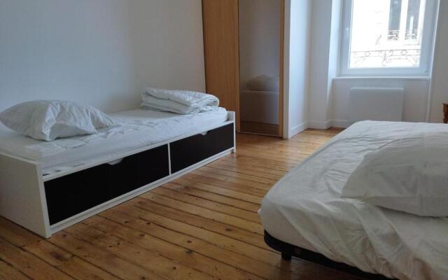 Eskemmer : Beau T3 hypercentre vue mer - 2 chambres / 80m²