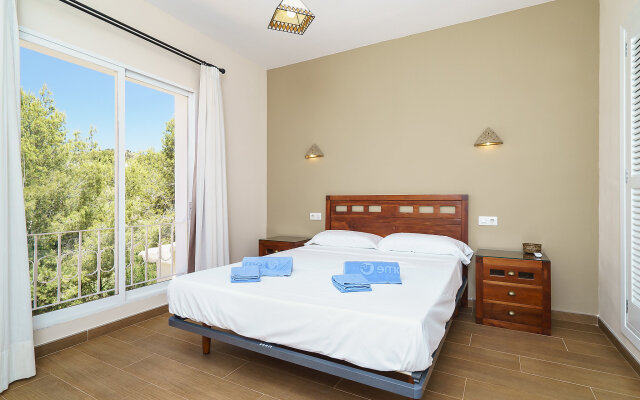Holiday Home Le Clos Joli