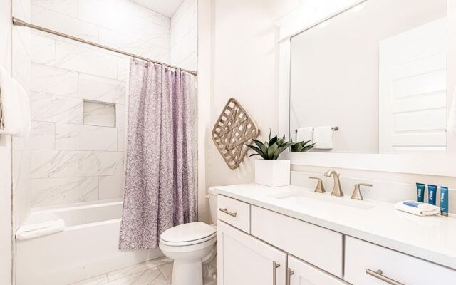 The Sleeping Queens at Prominence 30A