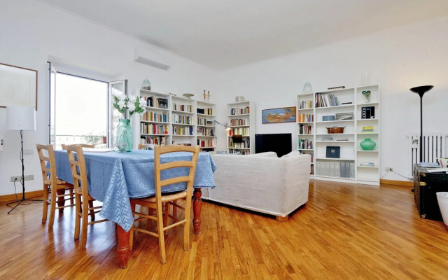 Pompeo Magno Apartment