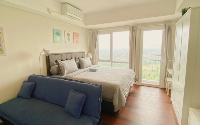 Breeze Apartments at Bintaro by OkeStay