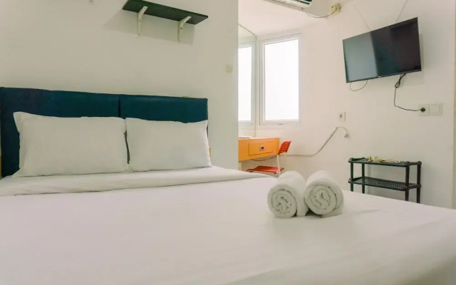 Homey And Tidy Studio Room Aeropolis Apartment