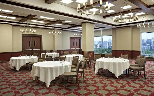 Four Points by Sheraton Calgary Airport