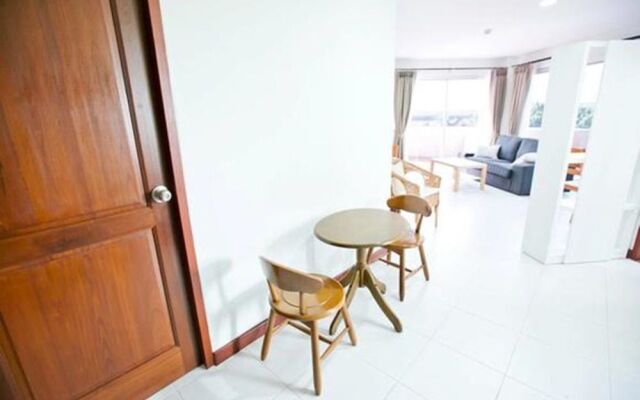 Baan Salin Suites