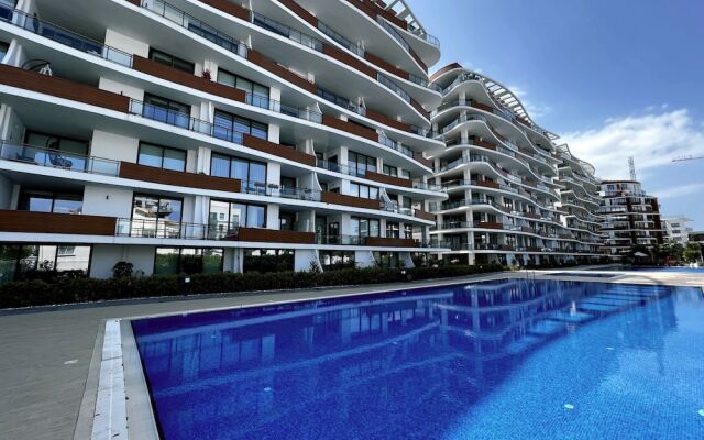 Gorgeous Residence in a Luxury Complex in Kyrenia