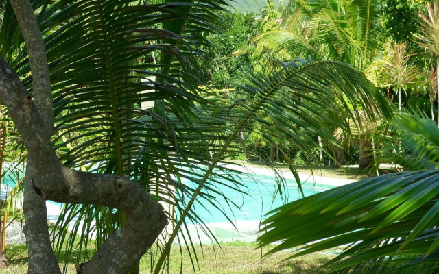 Meili Beach Resort