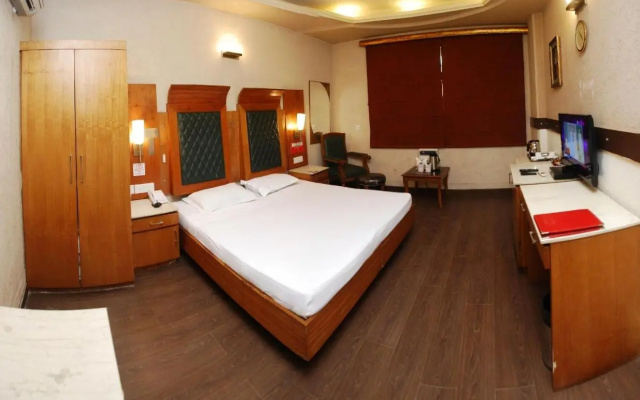 Hotel Royal Castle Grand