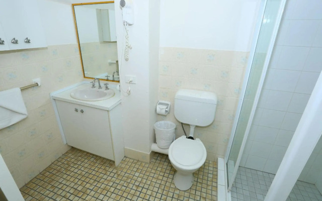St Tropez Apartments