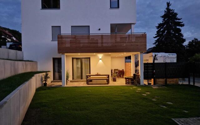 Cozy holiday home in Bavaria in a charming area