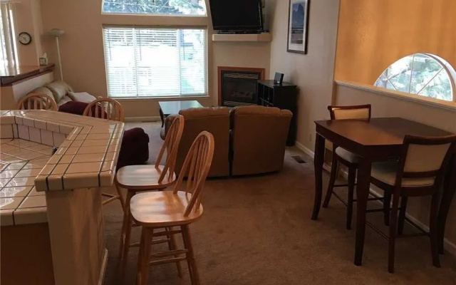 1267 Dedi - 3 Br Home
