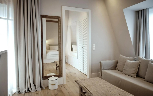Hotel Meridian