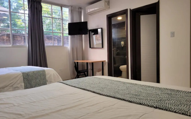 Aparta Hotel Drake