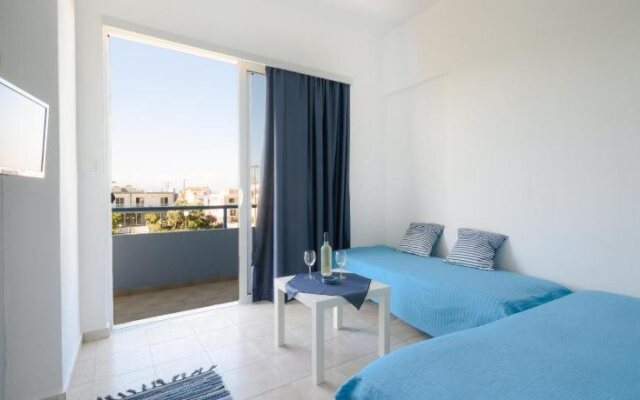 Antomar Apartments and Studios