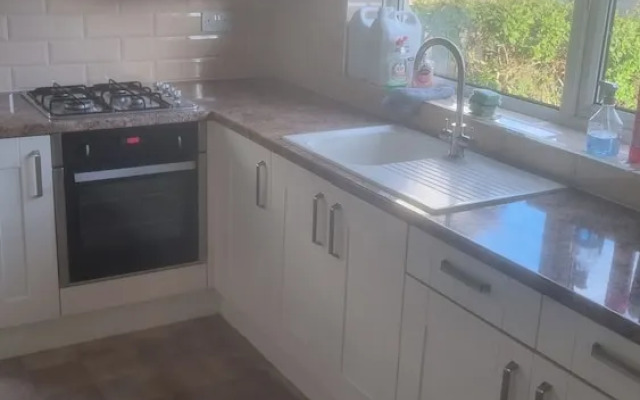 Charming Home in Huddersfield w/ Parking Petsok