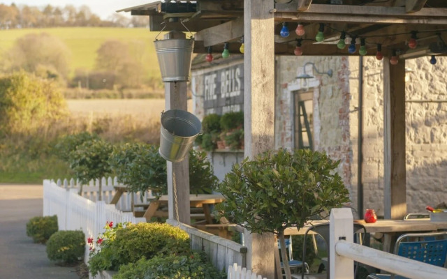 The Five Bells Inn